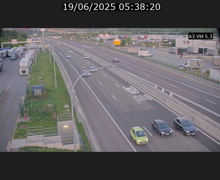 <h2>Traffic live webcam Luxembourg Aire de Berchem - A3 - BK 5 - direction France</h2>
