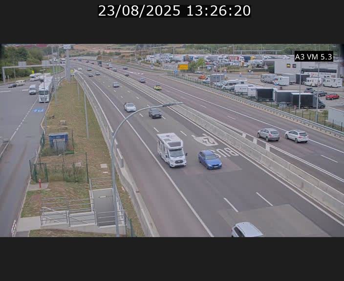 <h2>Traffic live webcam Luxembourg Aire de Berchem - A3 - BK 5 - direction France</h2>