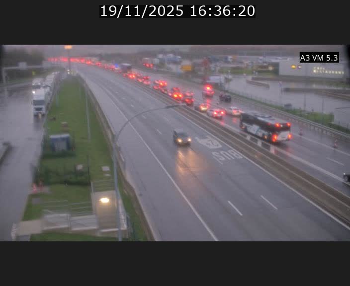 <h2>Traffic live webcam Luxembourg Aire de Berchem - A3 - BK 5 - direction France</h2>