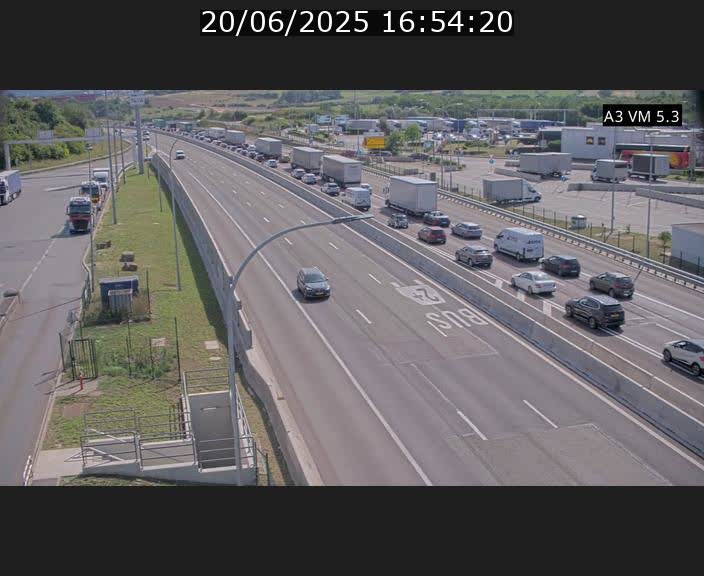 <h2>Traffic live webcam Luxembourg Aire de Berchem - A3 - BK 5 - direction France</h2>