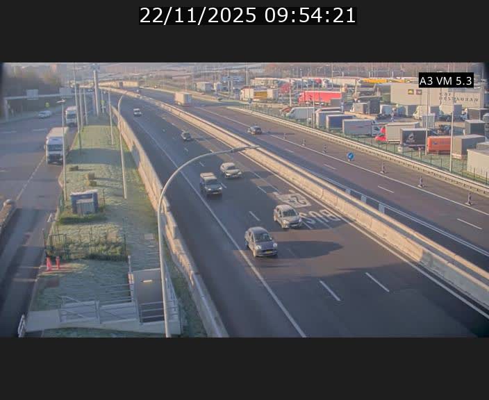 <h2>Traffic live webcam Luxembourg Aire de Berchem - A3 - BK 5 - direction France</h2>