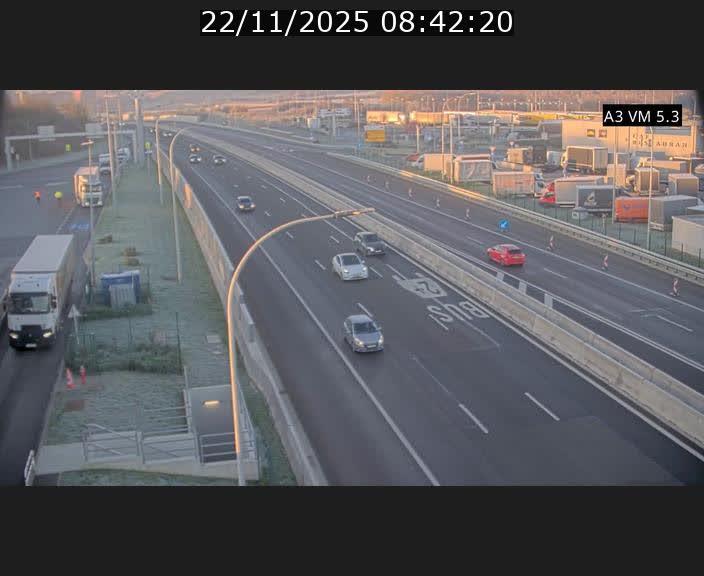 <h2>Traffic live webcam Luxembourg Aire de Berchem - A3 - BK 5 - direction France</h2>