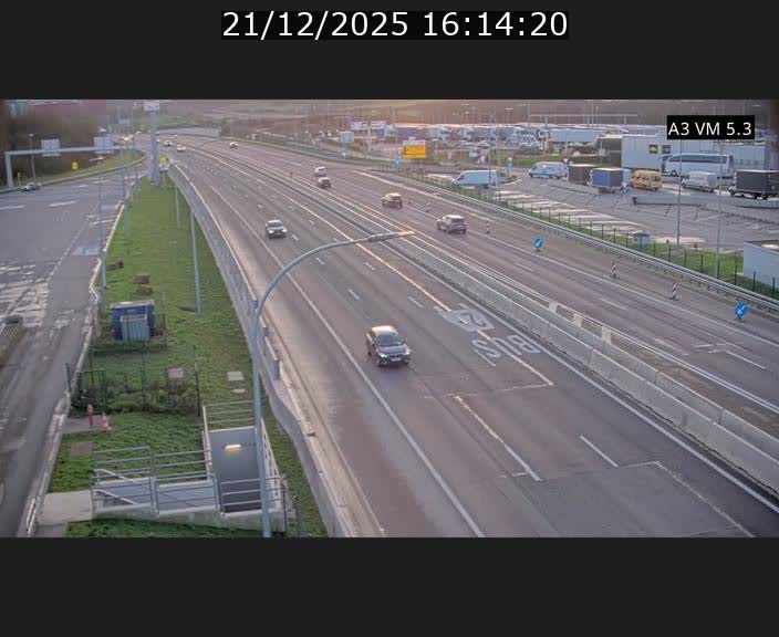 <h2>Traffic live webcam Luxembourg Aire de Berchem - A3 - BK 5 - direction France</h2>