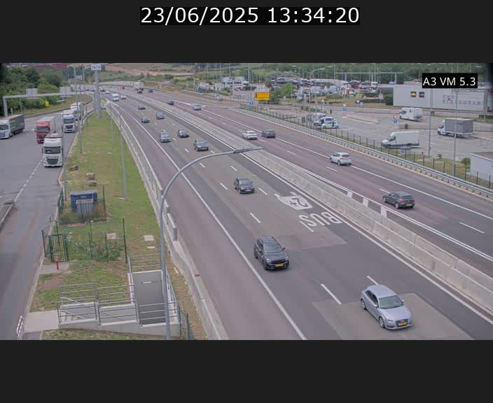 <h2>Traffic live webcam Luxembourg Aire de Berchem - A3 - BK 5 - direction France</h2>