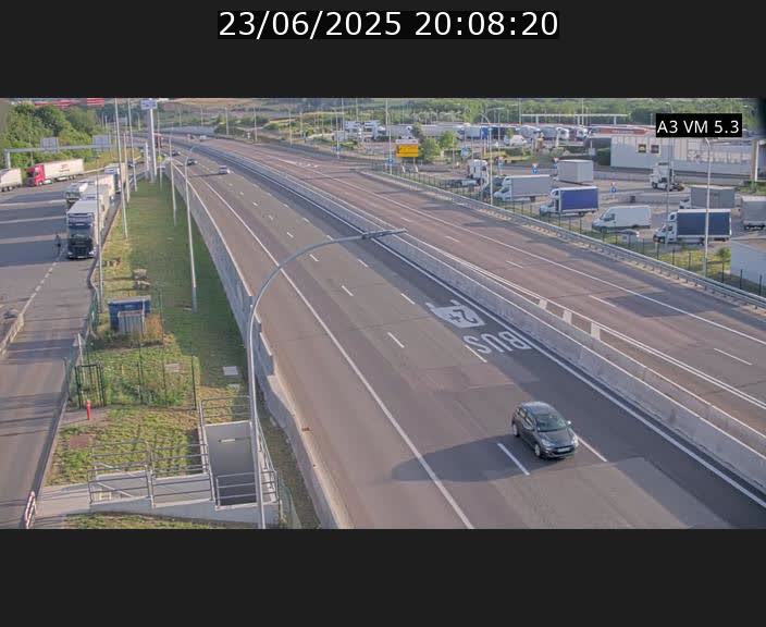 <h2>Traffic live webcam Luxembourg Aire de Berchem - A3 - BK 5 - direction France</h2>