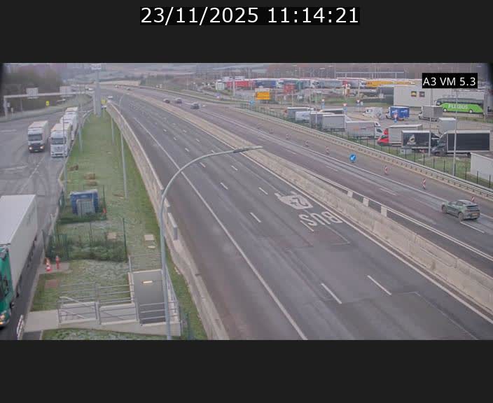 <h2>Traffic live webcam Luxembourg Aire de Berchem - A3 - BK 5 - direction France</h2>
