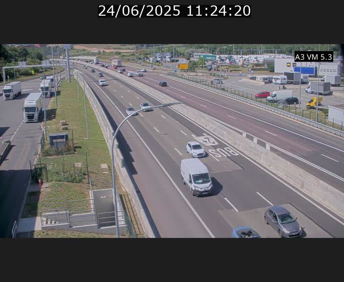 <h2>Traffic live webcam Luxembourg Aire de Berchem - A3 - BK 5 - direction France</h2>