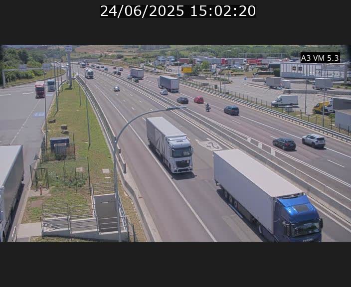 <h2>Traffic live webcam Luxembourg Aire de Berchem - A3 - BK 5 - direction France</h2>