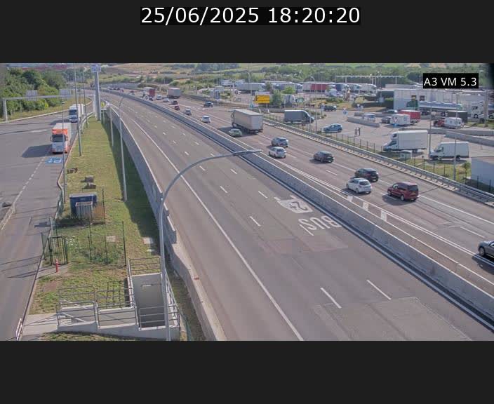 <h2>Traffic live webcam Luxembourg Aire de Berchem - A3 - BK 5 - direction France</h2>