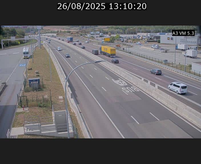 <h2>Traffic live webcam Luxembourg Aire de Berchem - A3 - BK 5 - direction France</h2>