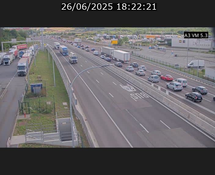 <h2>Traffic live webcam Luxembourg Aire de Berchem - A3 - BK 5 - direction France</h2>
