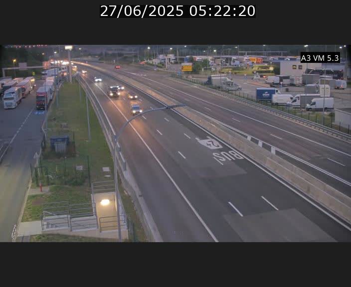 <h2>Traffic live webcam Luxembourg Aire de Berchem - A3 - BK 5 - direction France</h2>