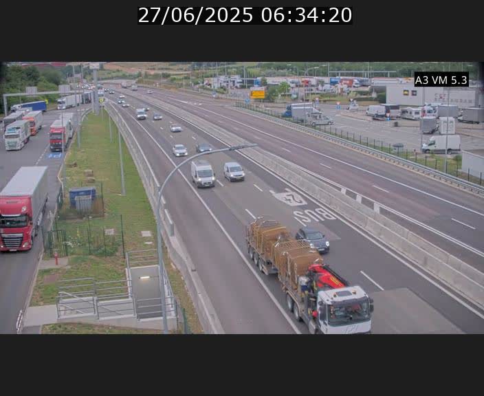 <h2>Traffic live webcam Luxembourg Aire de Berchem - A3 - BK 5 - direction France</h2>
