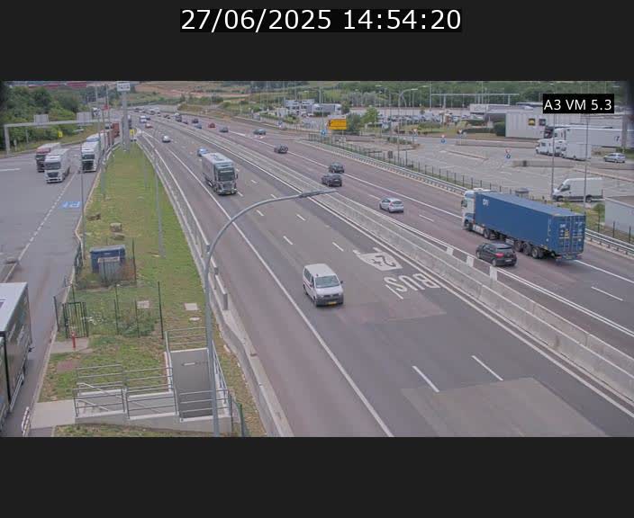 <h2>Traffic live webcam Luxembourg Aire de Berchem - A3 - BK 5 - direction France</h2>
