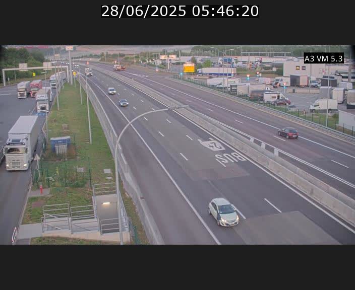 <h2>Traffic live webcam Luxembourg Aire de Berchem - A3 - BK 5 - direction France</h2>