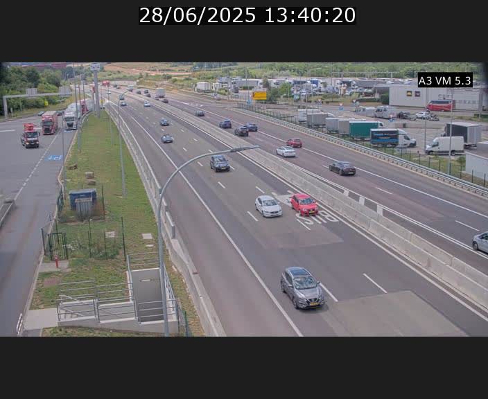 <h2>Traffic live webcam Luxembourg Aire de Berchem - A3 - BK 5 - direction France</h2>