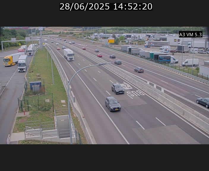 <h2>Traffic live webcam Luxembourg Aire de Berchem - A3 - BK 5 - direction France</h2>