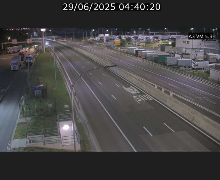 <h2>Traffic live webcam Luxembourg Aire de Berchem - A3 - BK 5 - direction France</h2>