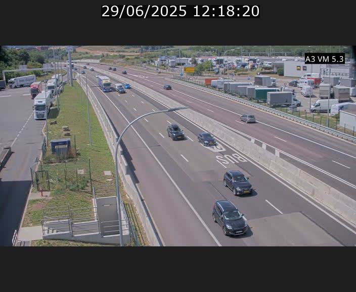 <h2>Traffic live webcam Luxembourg Aire de Berchem - A3 - BK 5 - direction France</h2>
