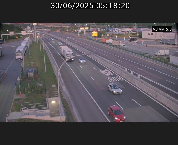 <h2>Traffic live webcam Luxembourg Aire de Berchem - A3 - BK 5 - direction France</h2>