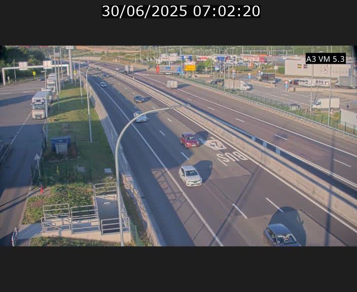 <h2>Traffic live webcam Luxembourg Aire de Berchem - A3 - BK 5 - direction France</h2>