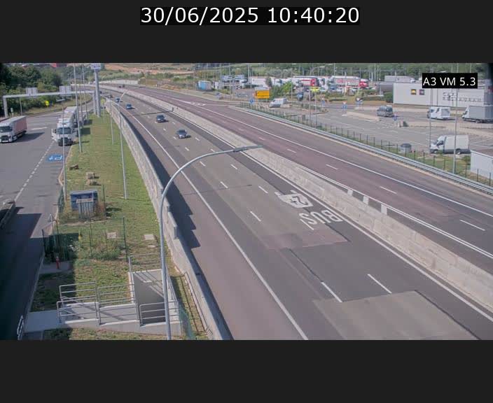 <h2>Traffic live webcam Luxembourg Aire de Berchem - A3 - BK 5 - direction France</h2>