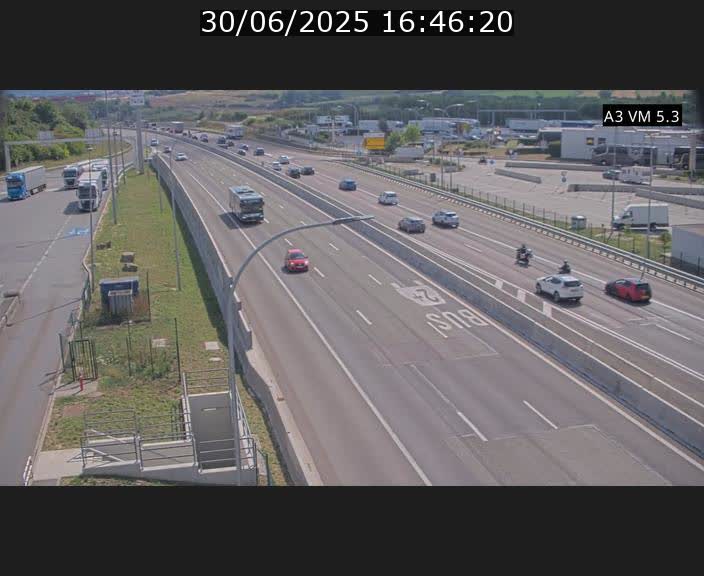 <h2>Traffic live webcam Luxembourg Aire de Berchem - A3 - BK 5 - direction France</h2>