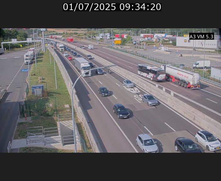 <h2>Traffic live webcam Luxembourg Aire de Berchem - A3 - BK 5 - direction France</h2>