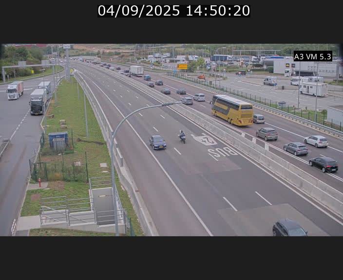 <h2>Traffic live webcam Luxembourg Aire de Berchem - A3 - BK 5 - direction France</h2>