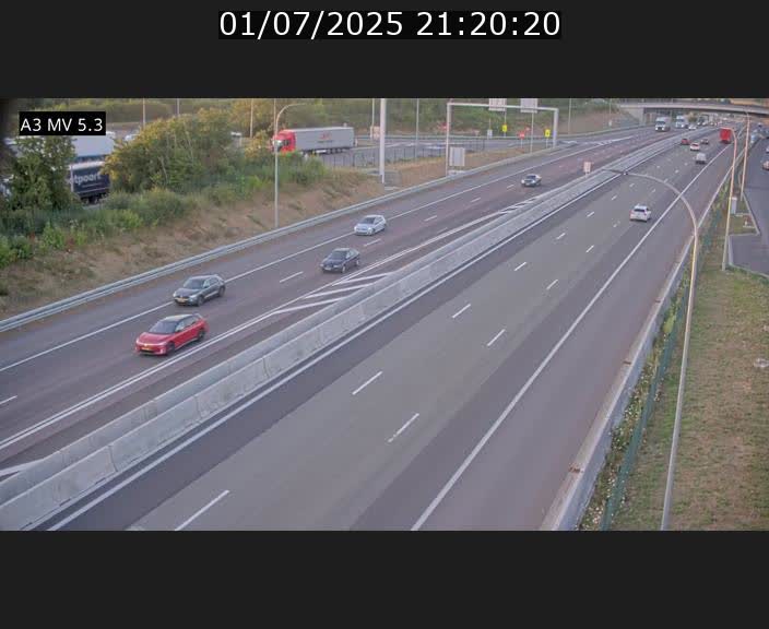 <h2>Webcam à l'Aire de Berchem au Luxembourg sur l'A3. Vue orientée vers la France</h2>