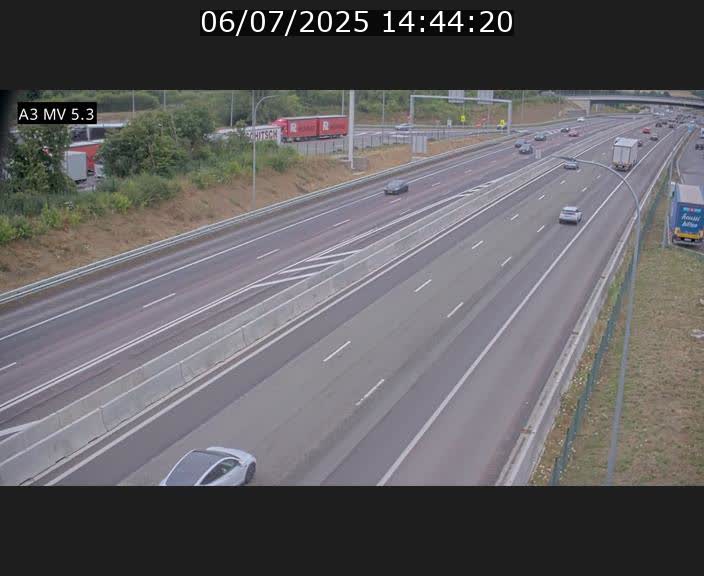 <h2>Webcam à l'Aire de Berchem au Luxembourg sur l'A3. Vue orientée vers la France</h2>