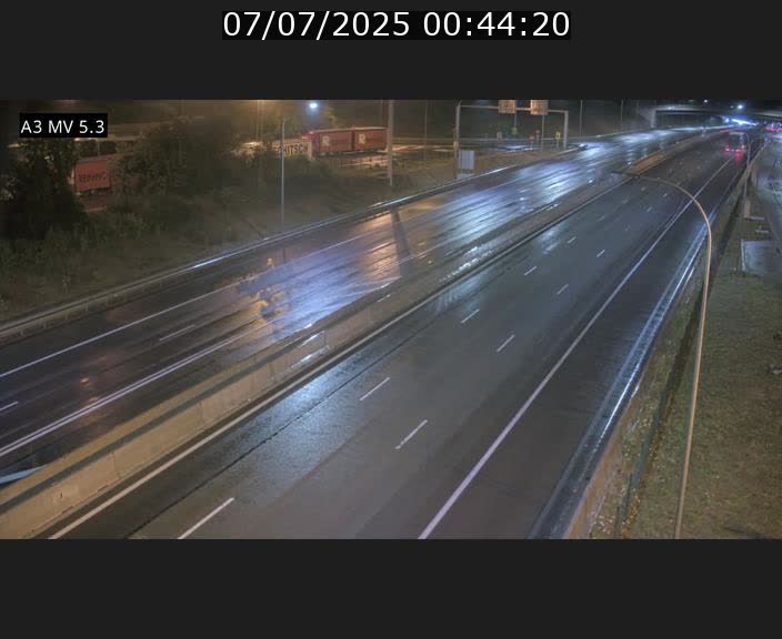 <h2>Webcam à l'Aire de Berchem au Luxembourg sur l'A3. Vue orientée vers la France</h2>