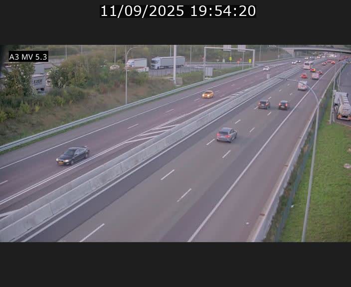 <h2>Webcam à l'Aire de Berchem au Luxembourg sur l'A3. Vue orientée vers la France</h2>