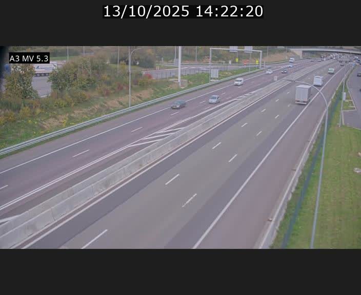 <h2>Webcam à l'Aire de Berchem au Luxembourg sur l'A3. Vue orientée vers la France</h2>
