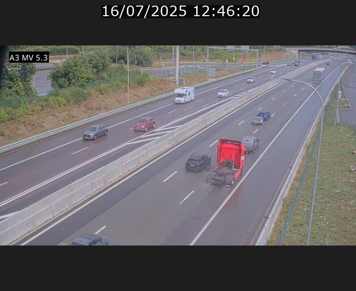 <h2>Webcam à l'Aire de Berchem au Luxembourg sur l'A3. Vue orientée vers la France</h2>