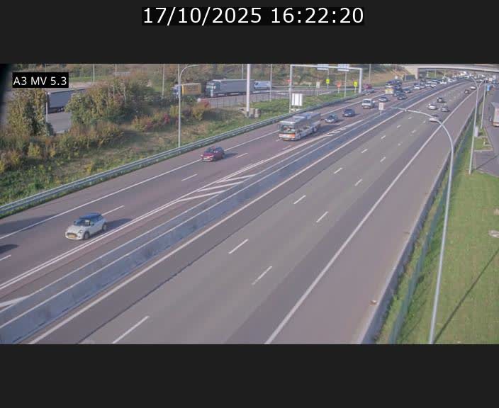 <h2>Webcam à l'Aire de Berchem au Luxembourg sur l'A3. Vue orientée vers la France</h2>