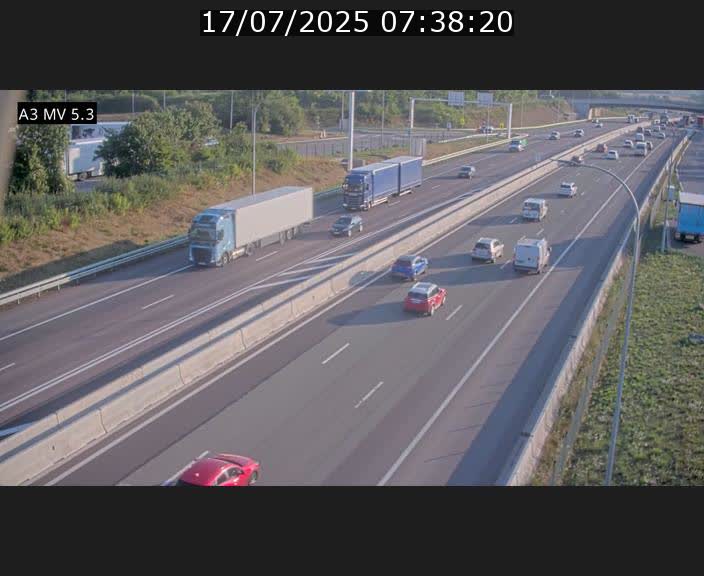 <h2>Webcam à l'Aire de Berchem au Luxembourg sur l'A3. Vue orientée vers la France</h2>