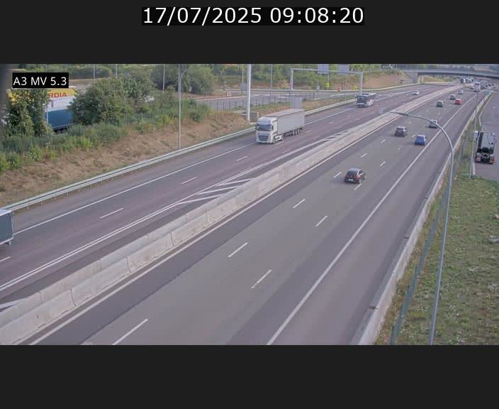<h2>Webcam à l'Aire de Berchem au Luxembourg sur l'A3. Vue orientée vers la France</h2>