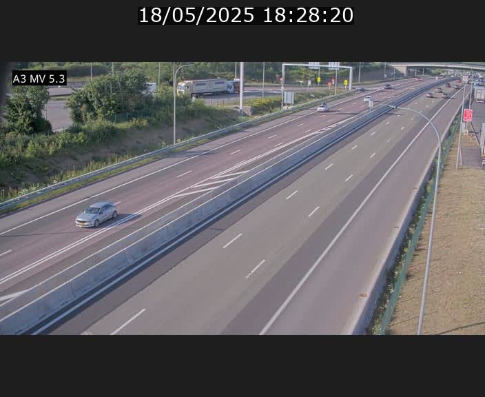 Webcam à l'Aire de Berchem au Luxembourg sur l'A3. Vue orientée vers la France