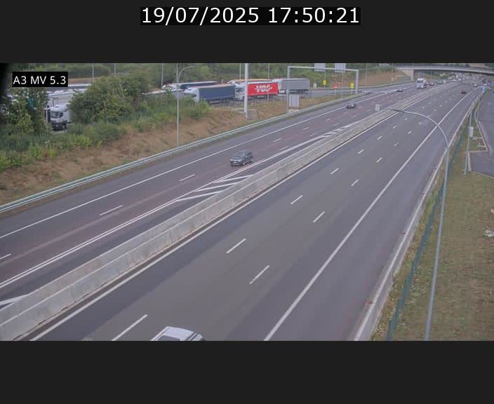 Webcam à l'Aire de Berchem au Luxembourg sur l'A3. Vue orientée vers la France