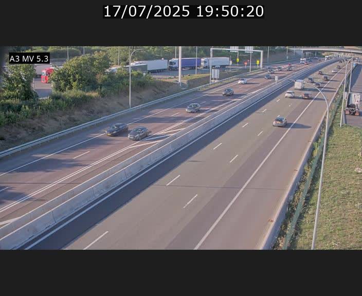 Webcam à l'Aire de Berchem au Luxembourg sur l'A3. Vue orientée vers la France