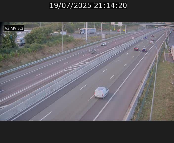 <h2>Webcam à l'Aire de Berchem au Luxembourg sur l'A3. Vue orientée vers la France</h2>