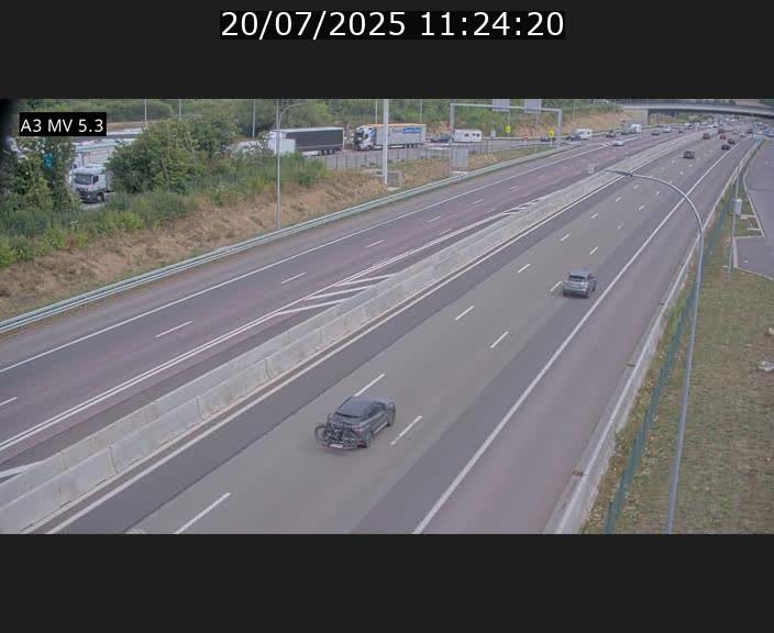 <h2>Webcam à l'Aire de Berchem au Luxembourg sur l'A3. Vue orientée vers la France</h2>
