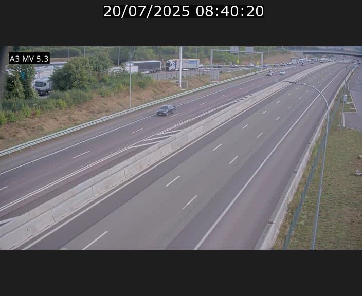 <h2>Webcam à l'Aire de Berchem au Luxembourg sur l'A3. Vue orientée vers la France</h2>