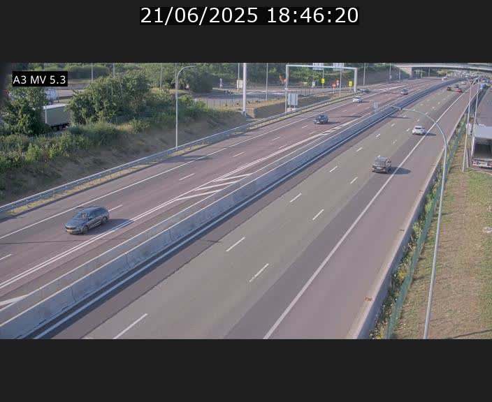 <h2>Webcam à l'Aire de Berchem au Luxembourg sur l'A3. Vue orientée vers la France</h2>