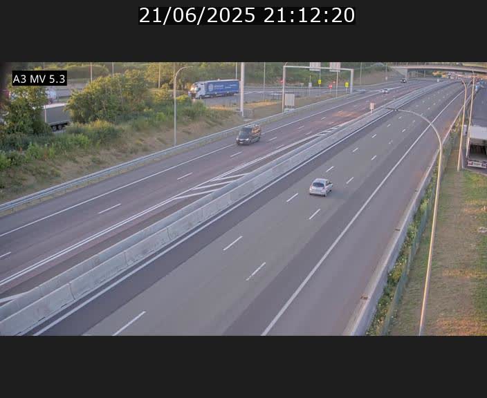 <h2>Webcam à l'Aire de Berchem au Luxembourg sur l'A3. Vue orientée vers la France</h2>