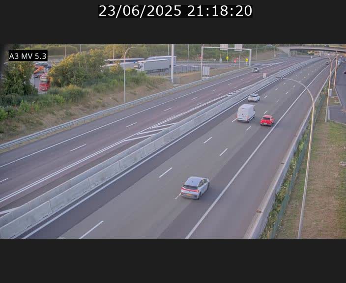 <h2>Webcam à l'Aire de Berchem au Luxembourg sur l'A3. Vue orientée vers la France</h2>