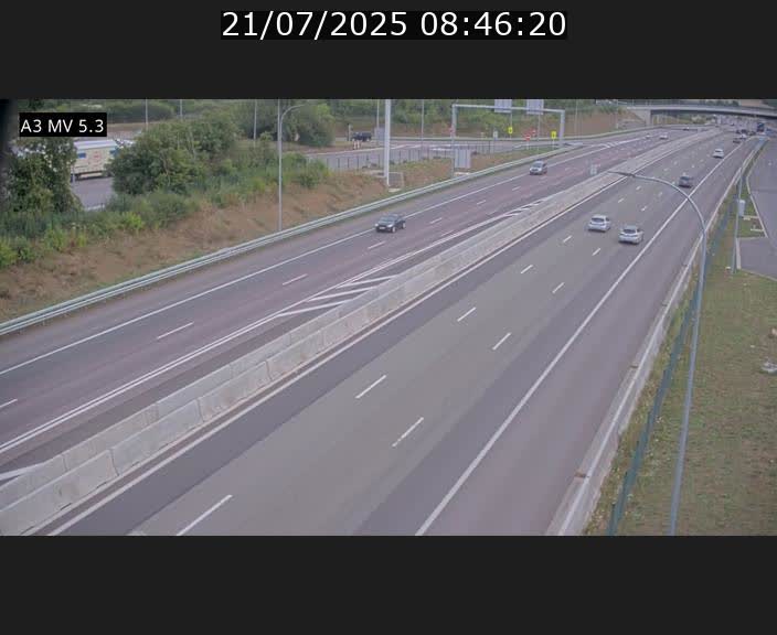 <h2>Webcam à l'Aire de Berchem au Luxembourg sur l'A3. Vue orientée vers la France</h2>