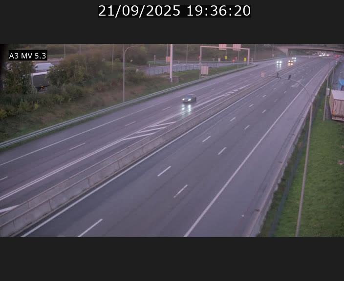<h2>Webcam à l'Aire de Berchem au Luxembourg sur l'A3. Vue orientée vers la France</h2>