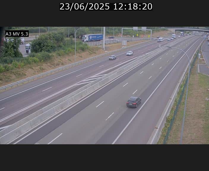<h2>Webcam à l'Aire de Berchem au Luxembourg sur l'A3. Vue orientée vers la France</h2>